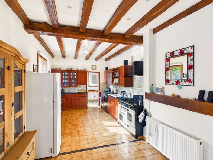 Image No.4-4 Bed House for sale