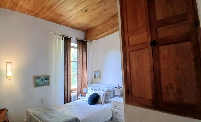 Image No.14-4 Bed House for sale
