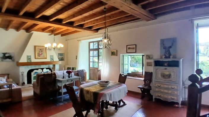 Image No.9-4 Bed House for sale