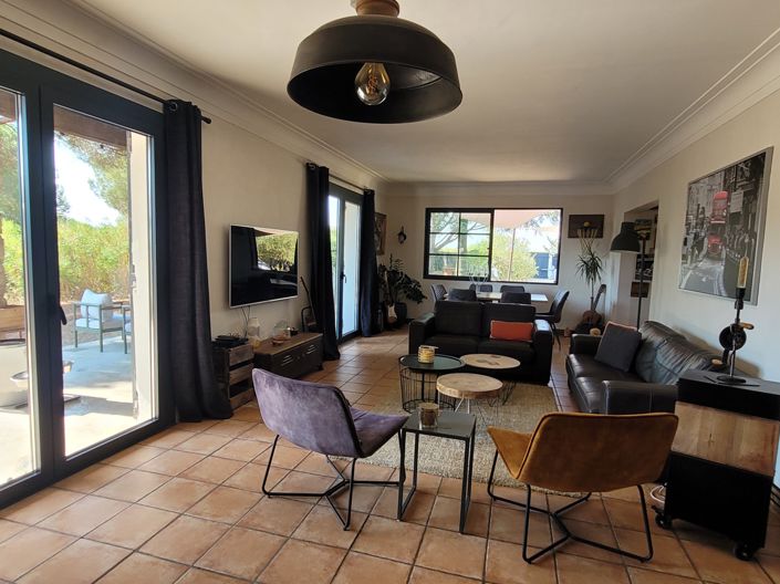 Image No.11-4 Bed House for sale