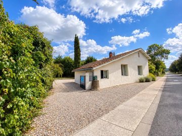 1 - Montaigu-de-Quercy, House