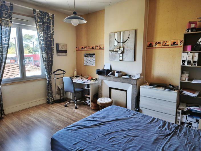 Image No.11-5 Bed House for sale