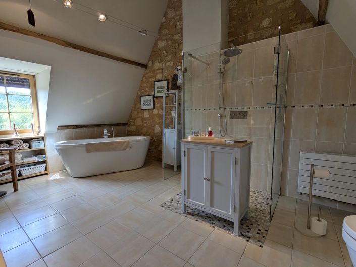 Image No.10-5 Bed House for sale