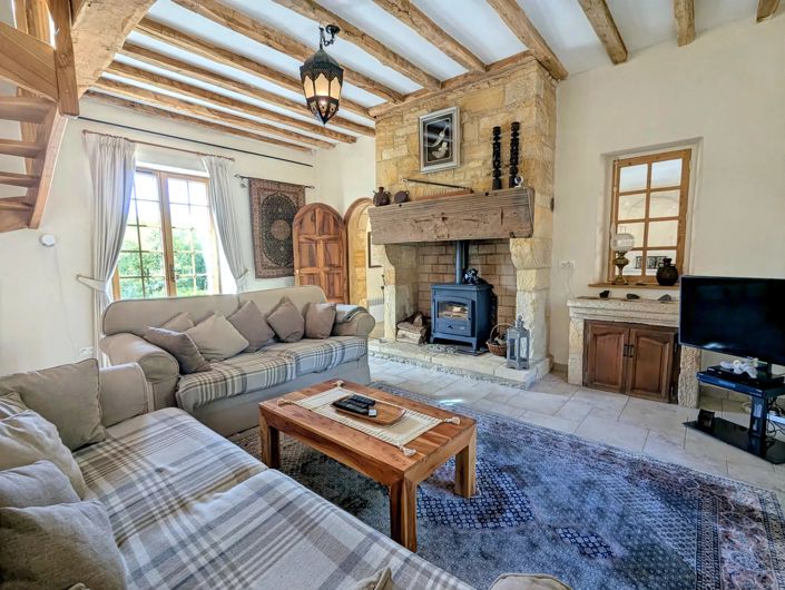 Image No.6-5 Bed House for sale