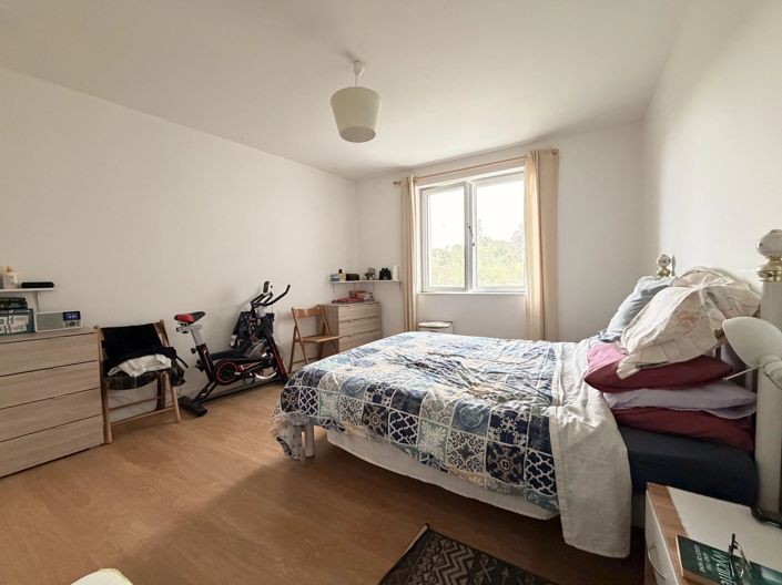 Image No.9-4 Bed House for sale