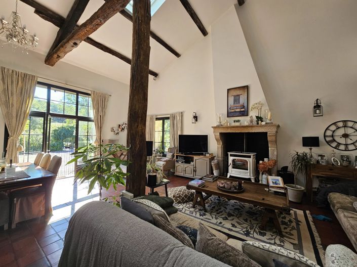 Image No.4-9 Bed House for sale