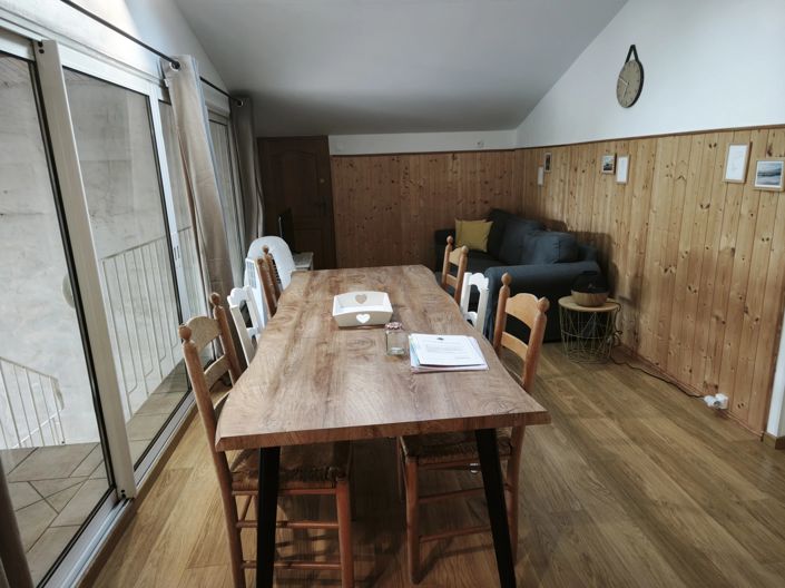 Image No.12-5 Bed House for sale