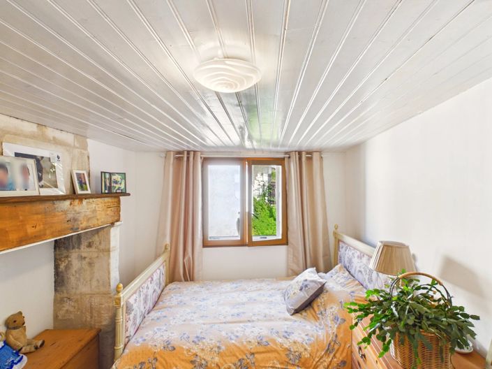 Image No.10-3 Bed House for sale