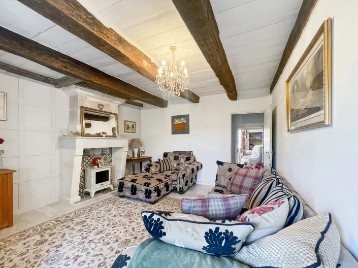 Image No.6-3 Bed House for sale
