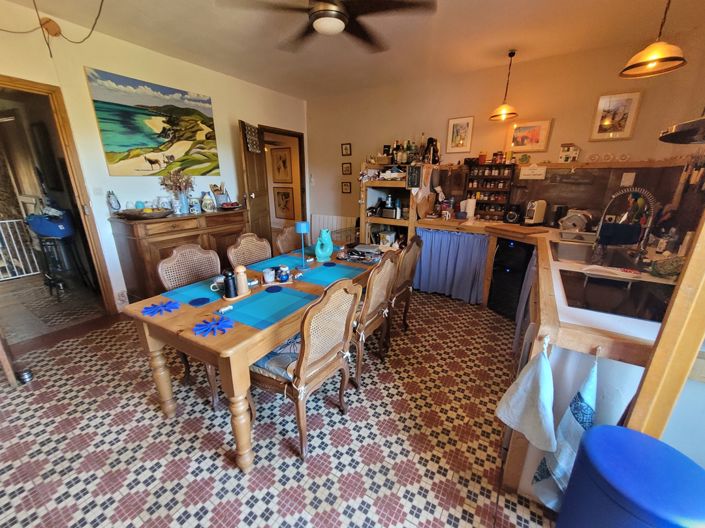 Image No.6-5 Bed House for sale