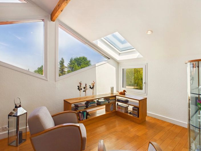 Image No.9-4 Bed House for sale