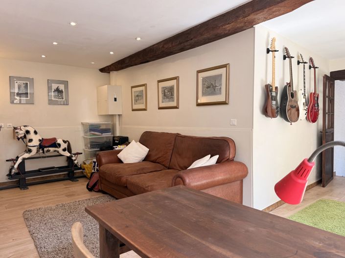 Image No.7-4 Bed House for sale