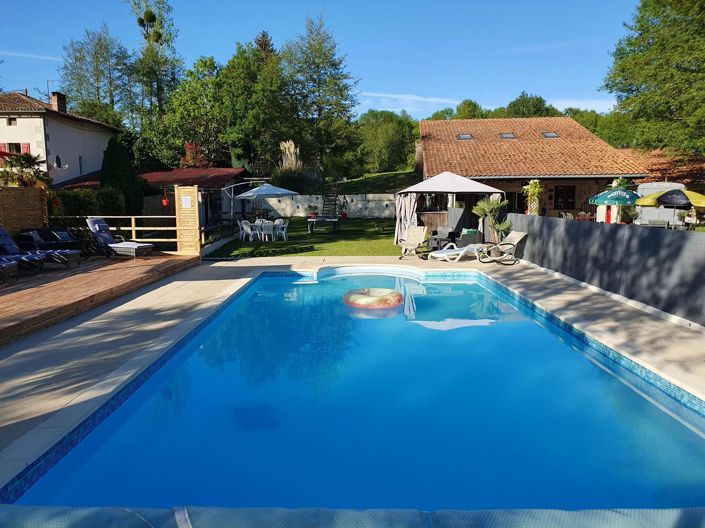 Image No.7-5 Bed House for sale