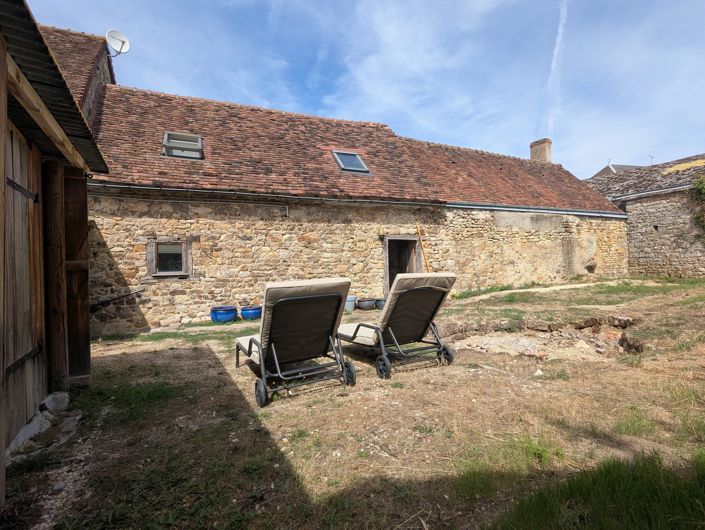 Image No.15-2 Bed Village House for sale