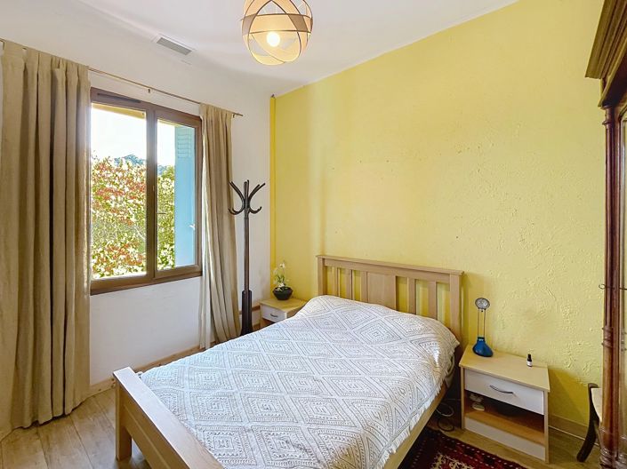 Image No.9-4 Bed House for sale