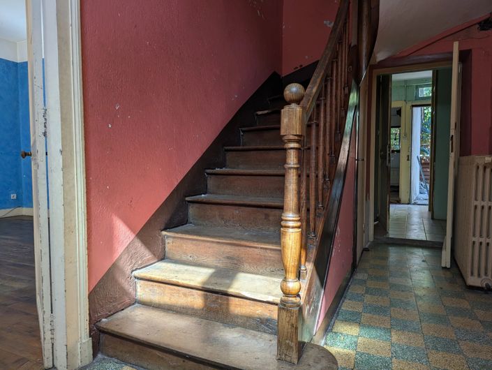 Image No.8-4 Bed House for sale