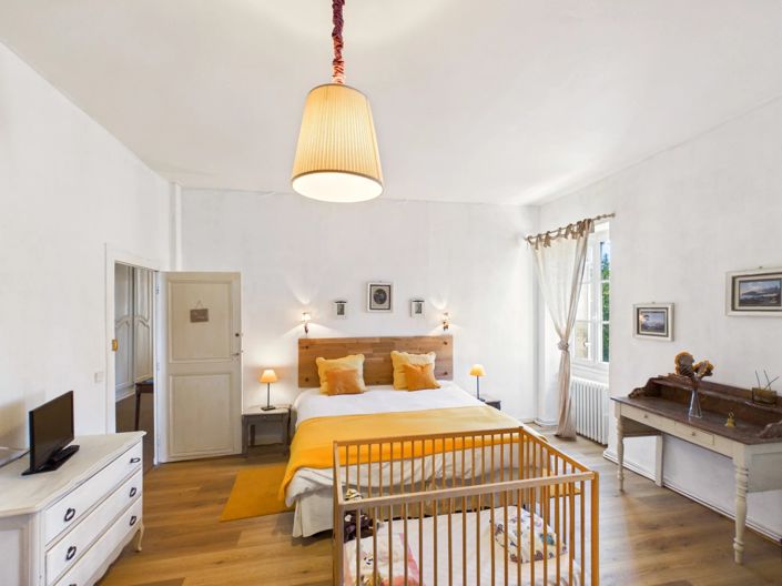 Image No.12-14 Bed House for sale