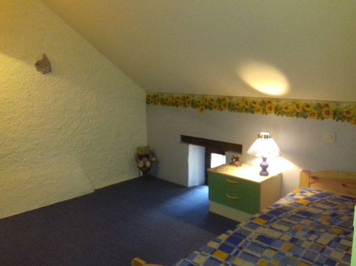 Image No.8-3 Bed House for sale