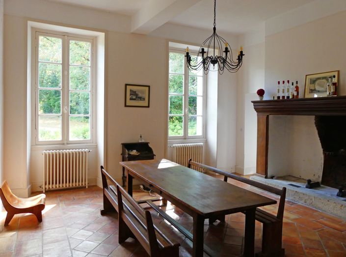 Image No.4-6 Bed House for sale