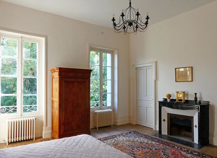 Image No.6-6 Bed House for sale