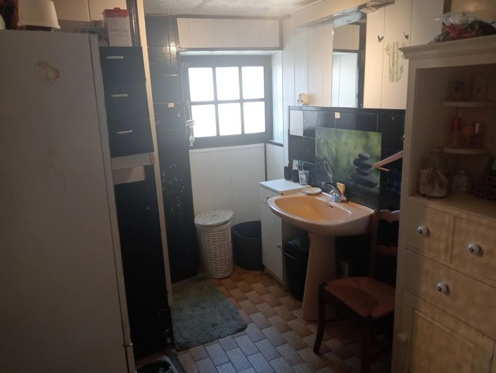 Image No.11-3 Bed House for sale