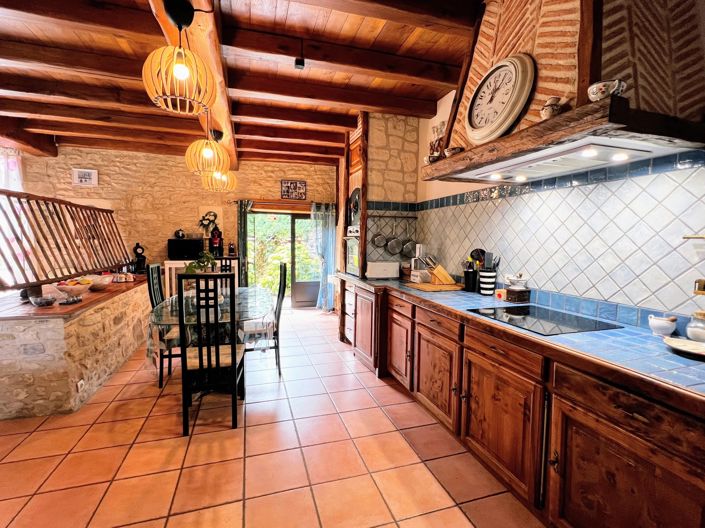 Image No.3-3 Bed House for sale