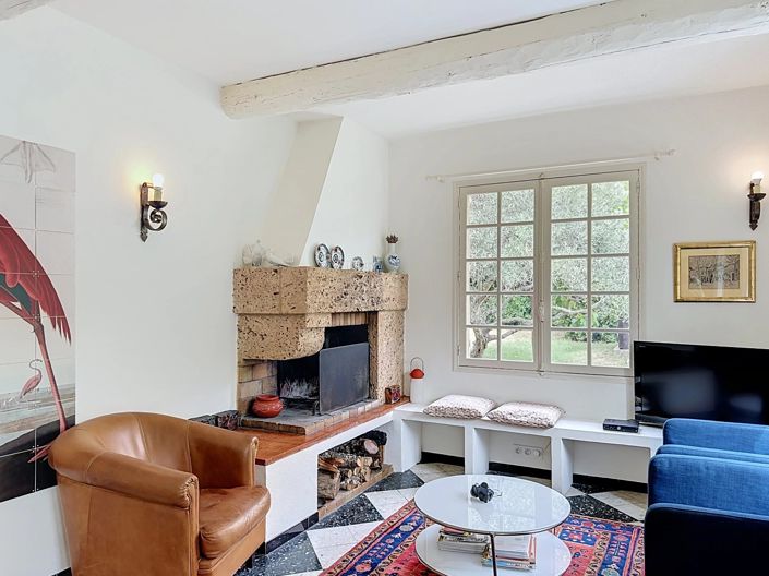Image No.5-2 Bed House for sale