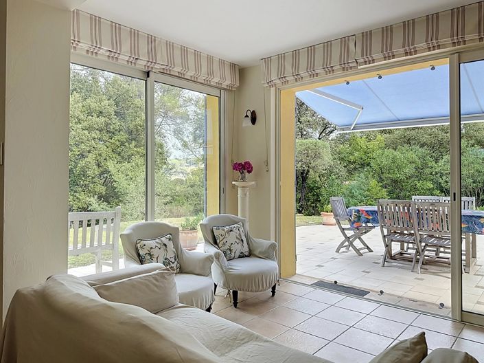Image No.4-5 Bed House for sale