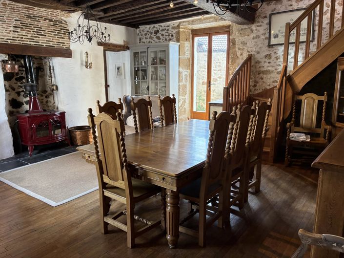 Image No.5-4 Bed House for sale