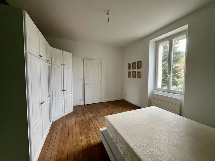 Image No.6-3 Bed House for sale