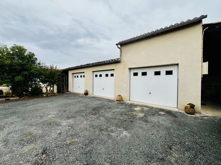 Image No.12-3 Bed House for sale
