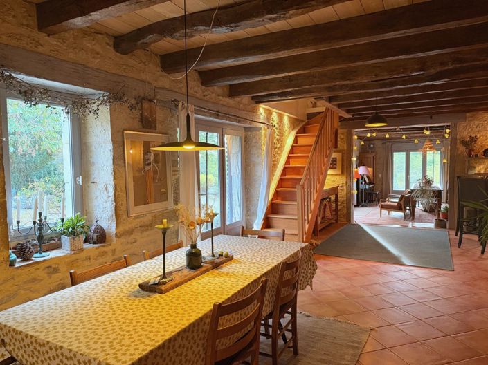 Image No.6-4 Bed House for sale