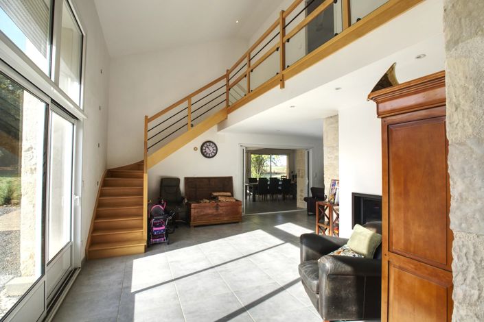 Image No.4-4 Bed House for sale