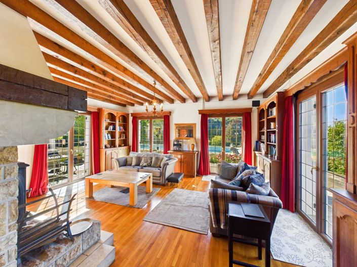 Image No.7-5 Bed House for sale