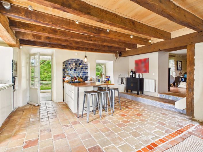 Image No.7-4 Bed House for sale