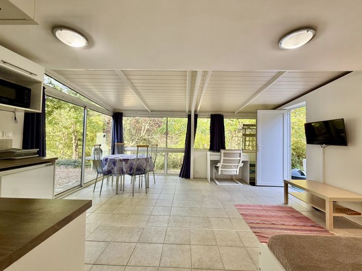 Image No.9-5 Bed House for sale