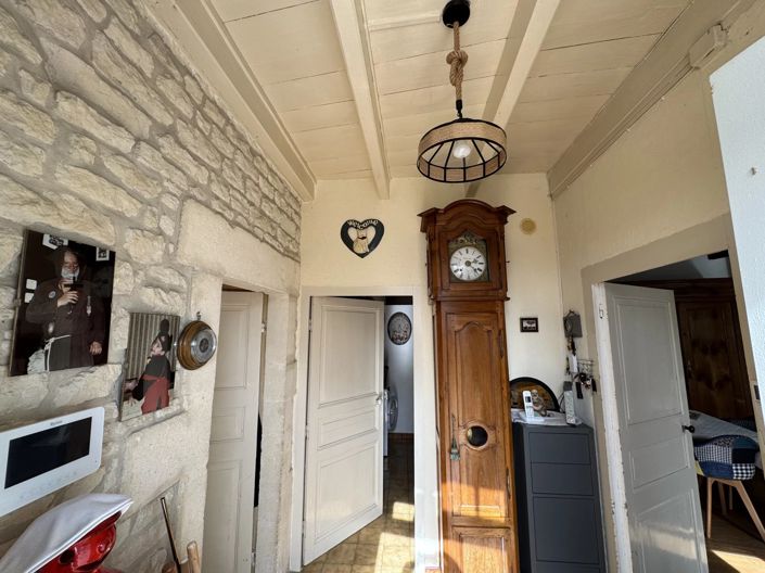 Image No.6-3 Bed House for sale