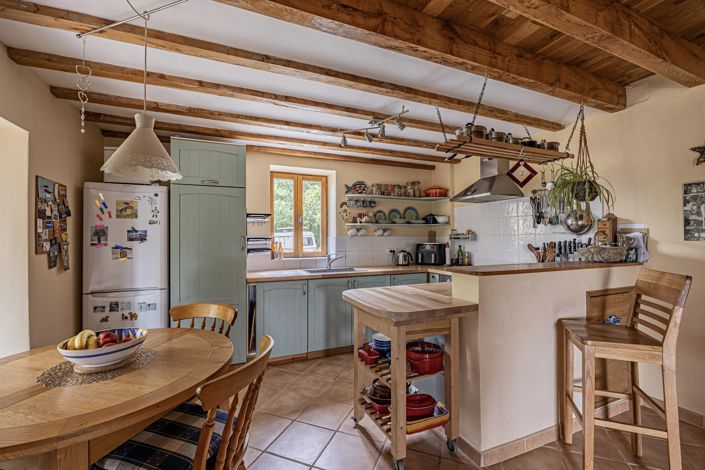 Image No.3-4 Bed House for sale