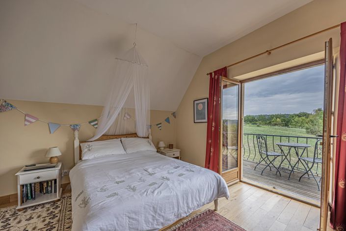 Image No.5-4 Bed House for sale