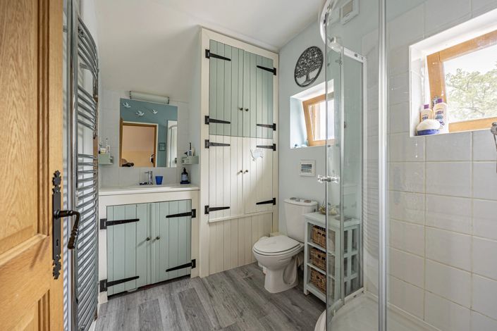 Image No.7-4 Bed House for sale