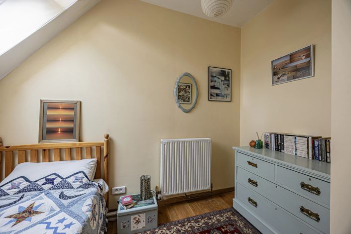 Image No.9-4 Bed House for sale