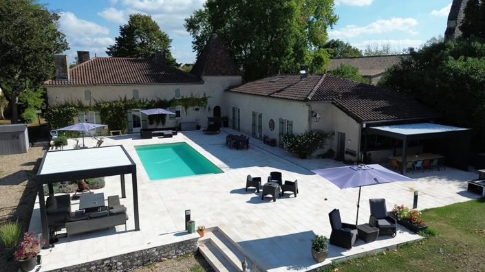 Image No.2-4 Bed House for sale
