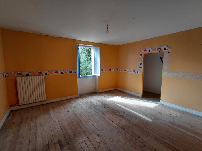 Image No.15-9 Bed House for sale