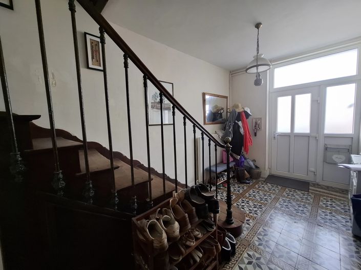 Image No.6-5 Bed Village House for sale