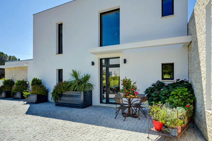 Image No.15-3 Bed House for sale