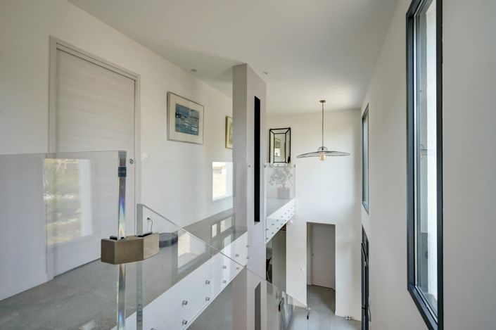 Image No.8-3 Bed House for sale