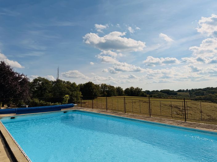 Image No.2-5 Bed House for sale