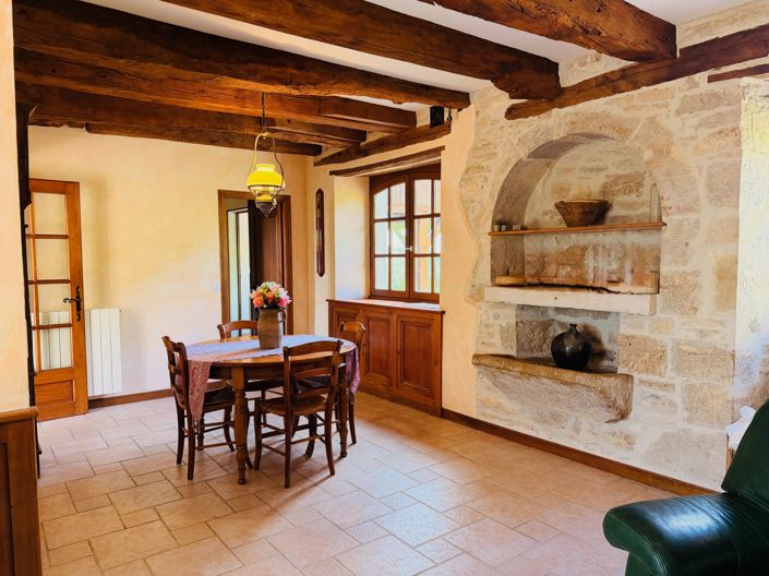 Image No.3-5 Bed House for sale