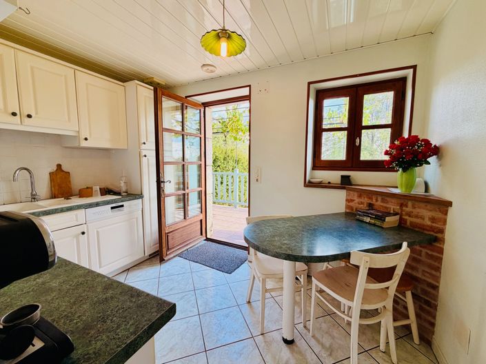 Image No.5-5 Bed House for sale