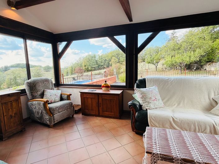 Image No.6-5 Bed House for sale